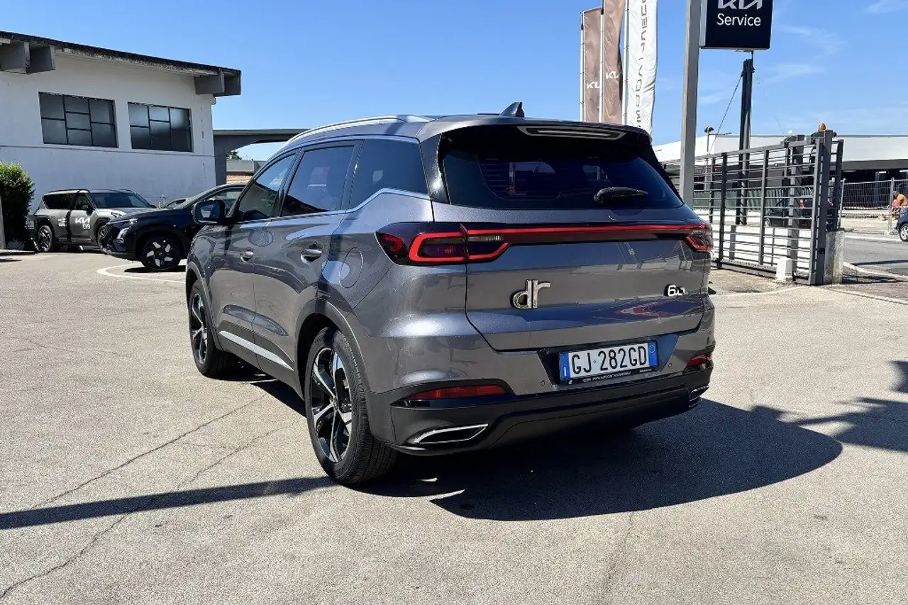 DR Automobiles DR6.0 2022