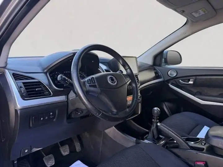 SsangYong Korando D20T Limited 4x2 (2014) 2015, foto 7