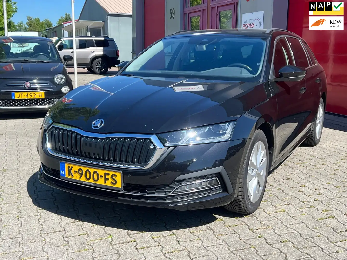 Skoda Octavia Combi 2.0 TDI 150pk Greentech Style Automaat / 17" Nero - 1
