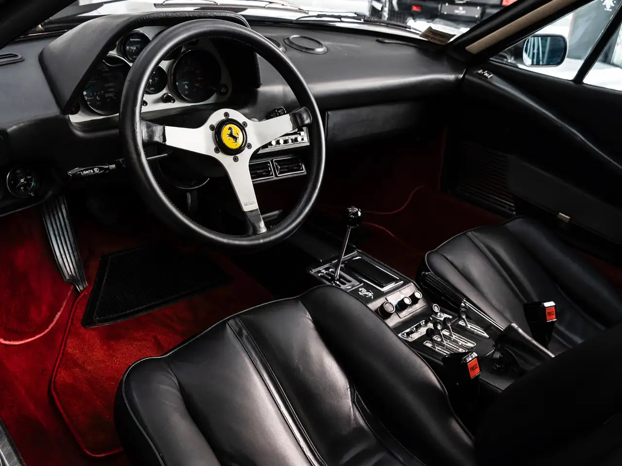 Ferrari 308 GTS, foto 9