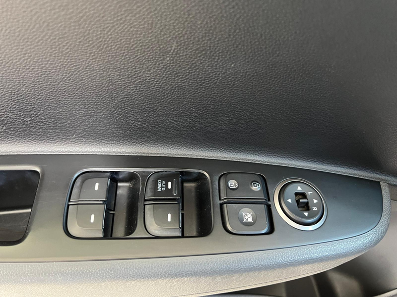 Hyundai i10 1.0  CLIMA, NAVI, BLUETOOTH, ALU, GARANTIE — photo 10