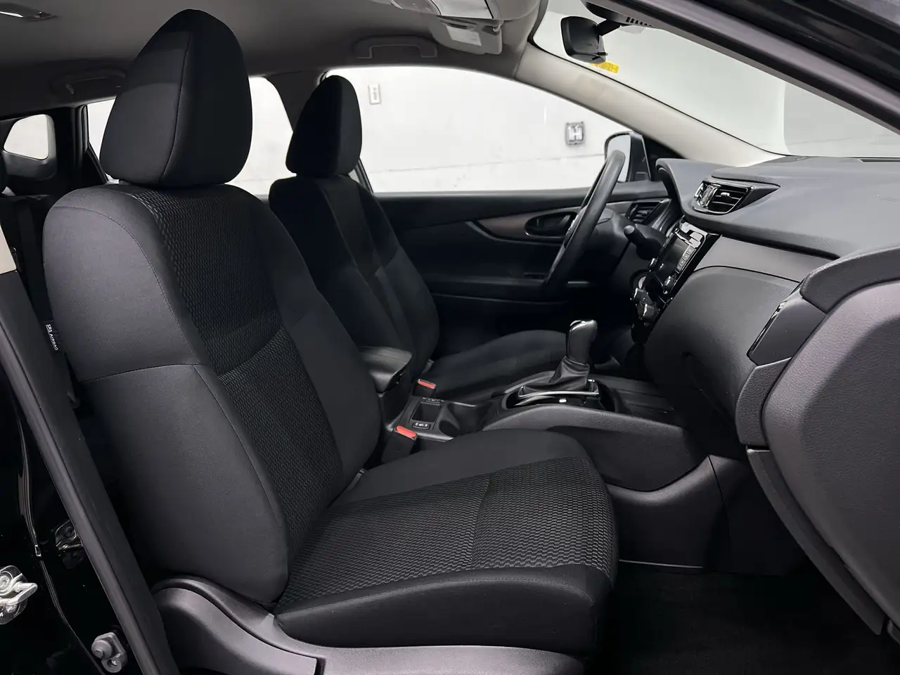 Nissan Qashqai снимка Nissan Qashqai