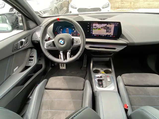 BMW M view 11