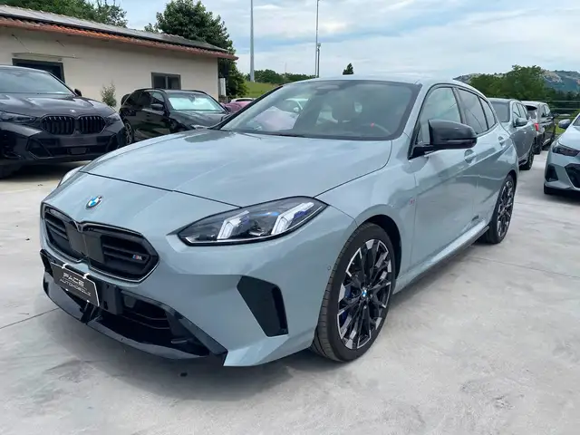BMW M view 6