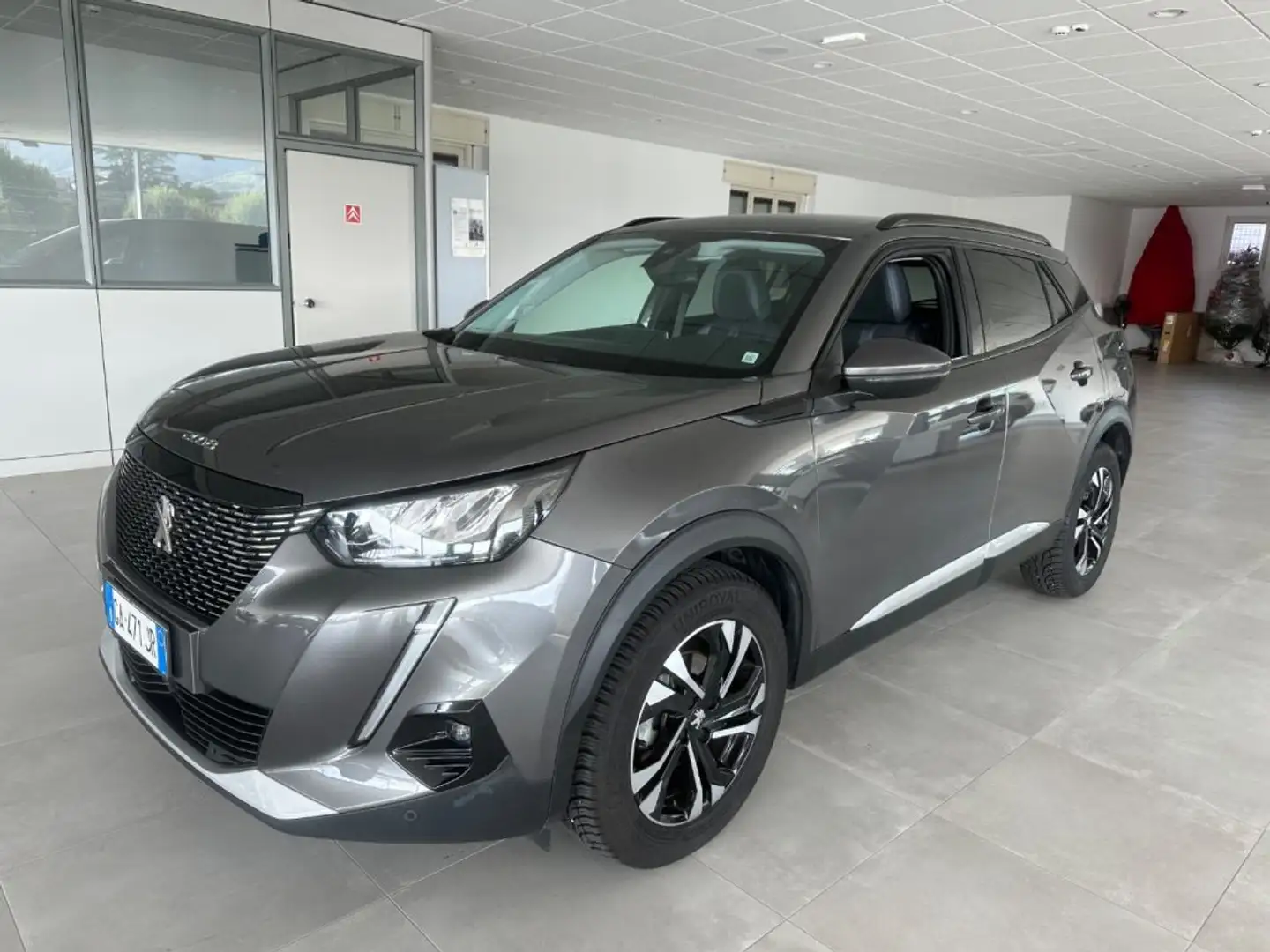 Peugeot 2008 PureTech 130 S&S Allure Gris - 1