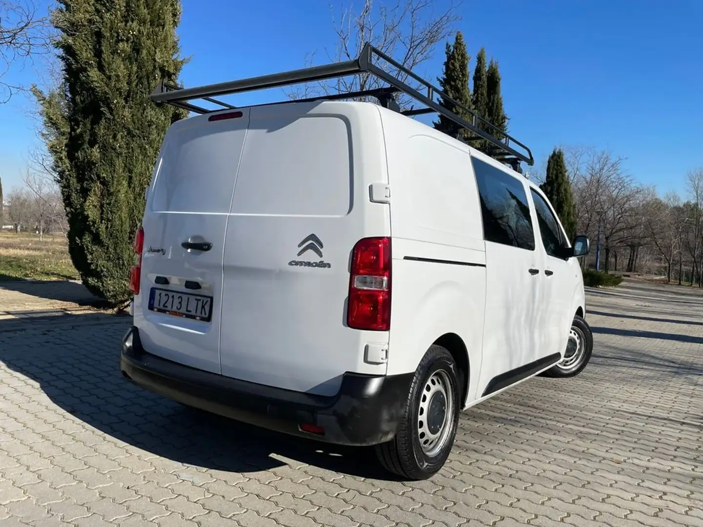 Citroen Jumpy Combi Talla M BlueHDi 120 SS Confort Blanco - 2