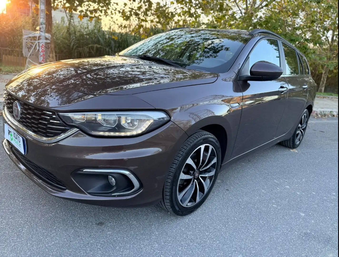Fiat Tipo Tipo SW II 2016 SW 1.6 mjt Lounge s Bruin - 1