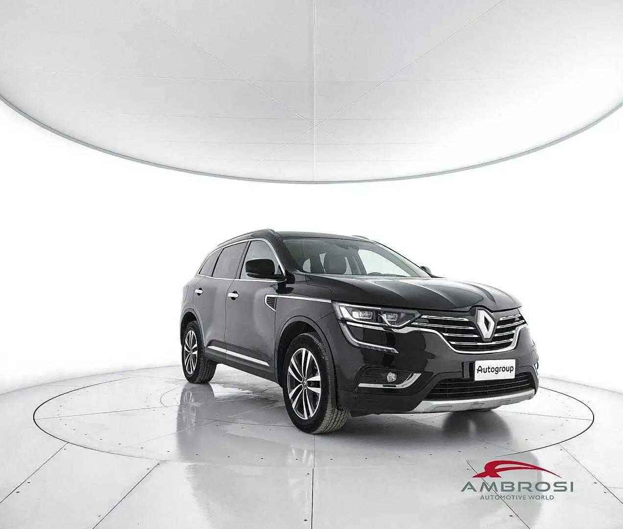Renault Koleos dCi 175 CV 4x4 X-Tronic Energy Initiale Paris Nero - 2