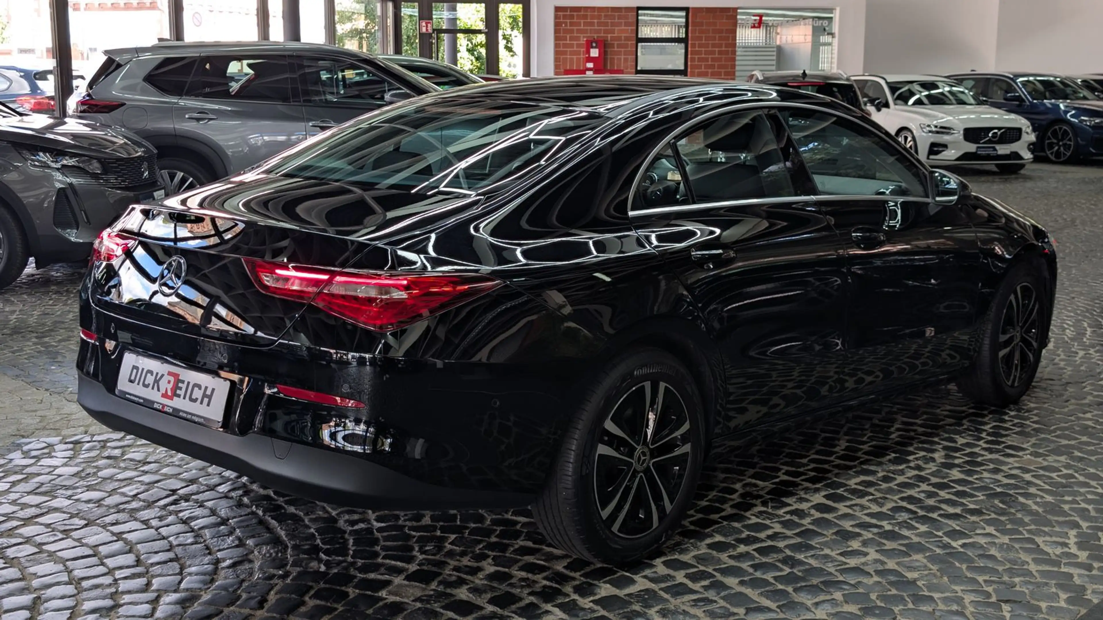 Mercedes-Benz CLA 200 d Coupé AHK LEDER LED SHZ KAM BUSINESS — photo 7