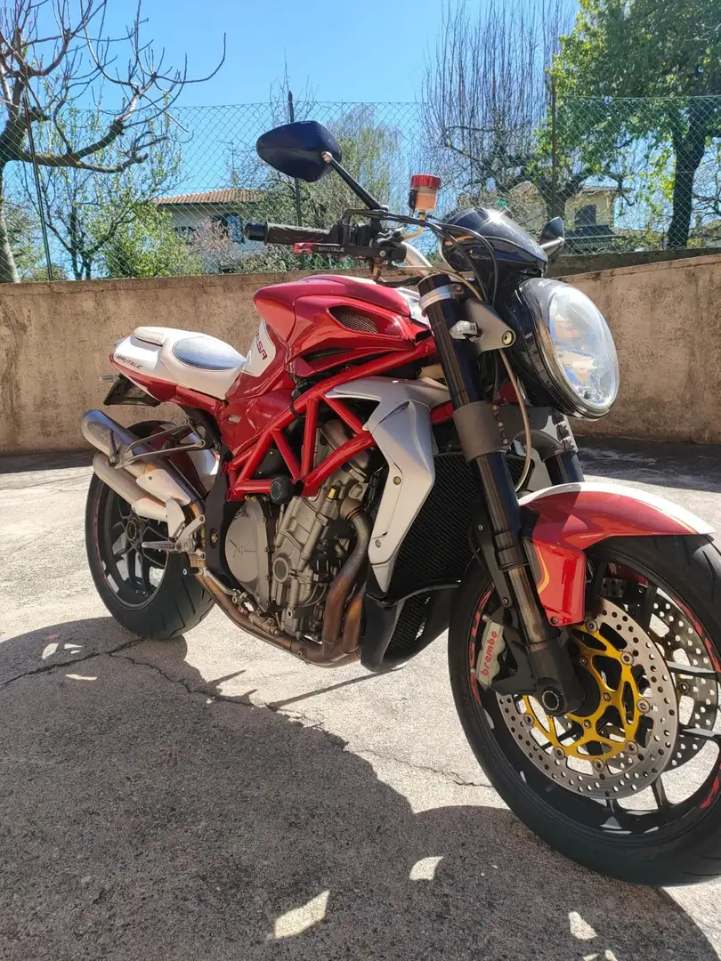 MV Agusta Brutale 910 corsa Rouge - 1