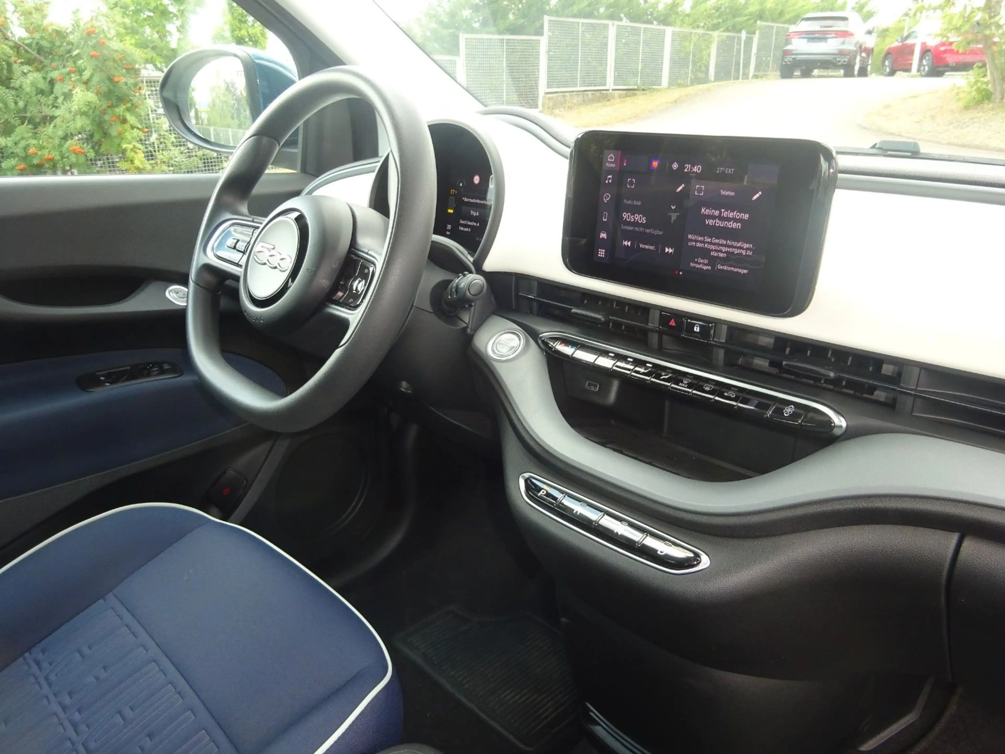 Fiat 500e 500 e Action — photo 10