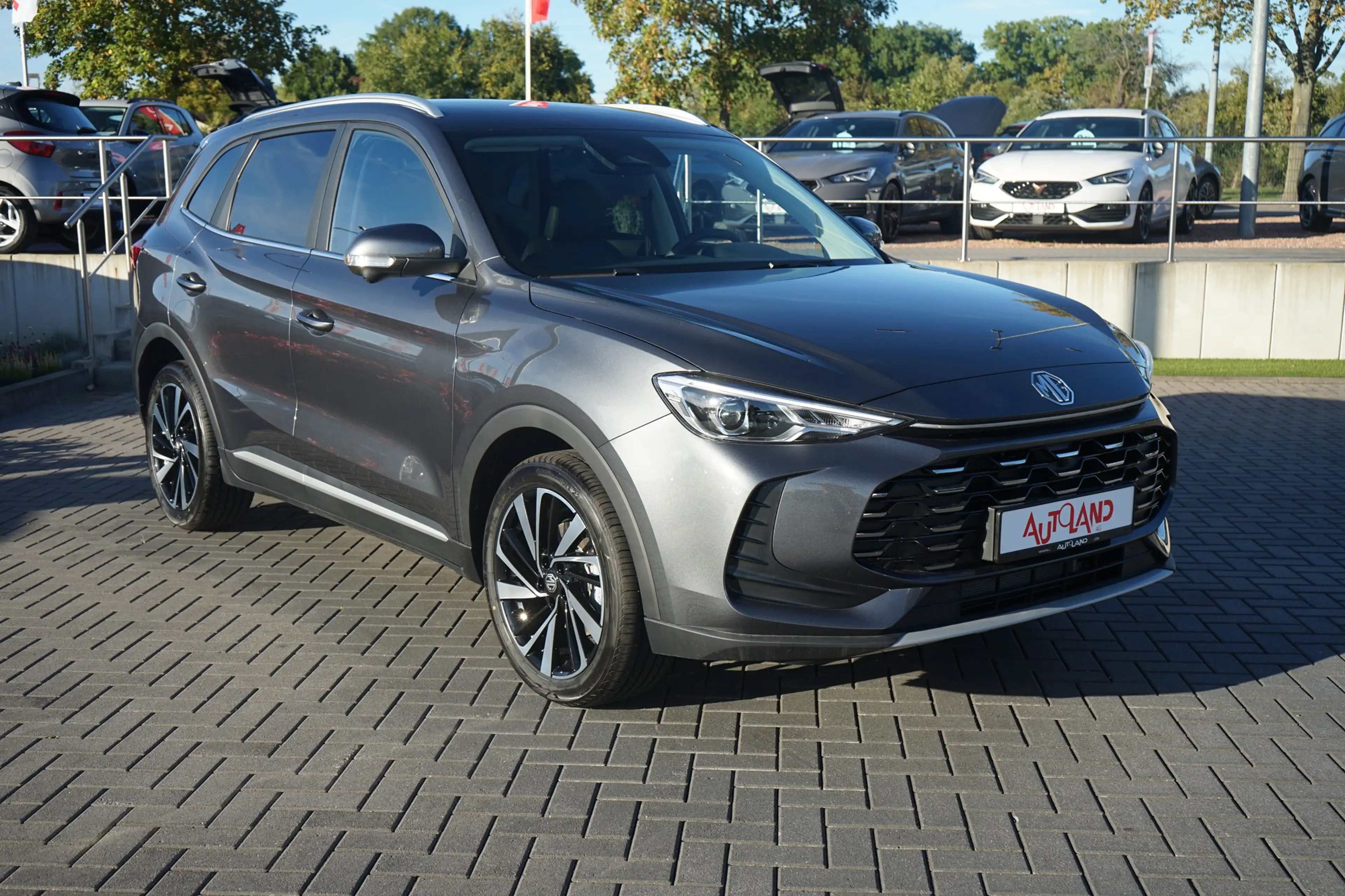 MG ZS 1.5 Hybrid Luxury Aut. LED ACC Navi 360° — photo 4