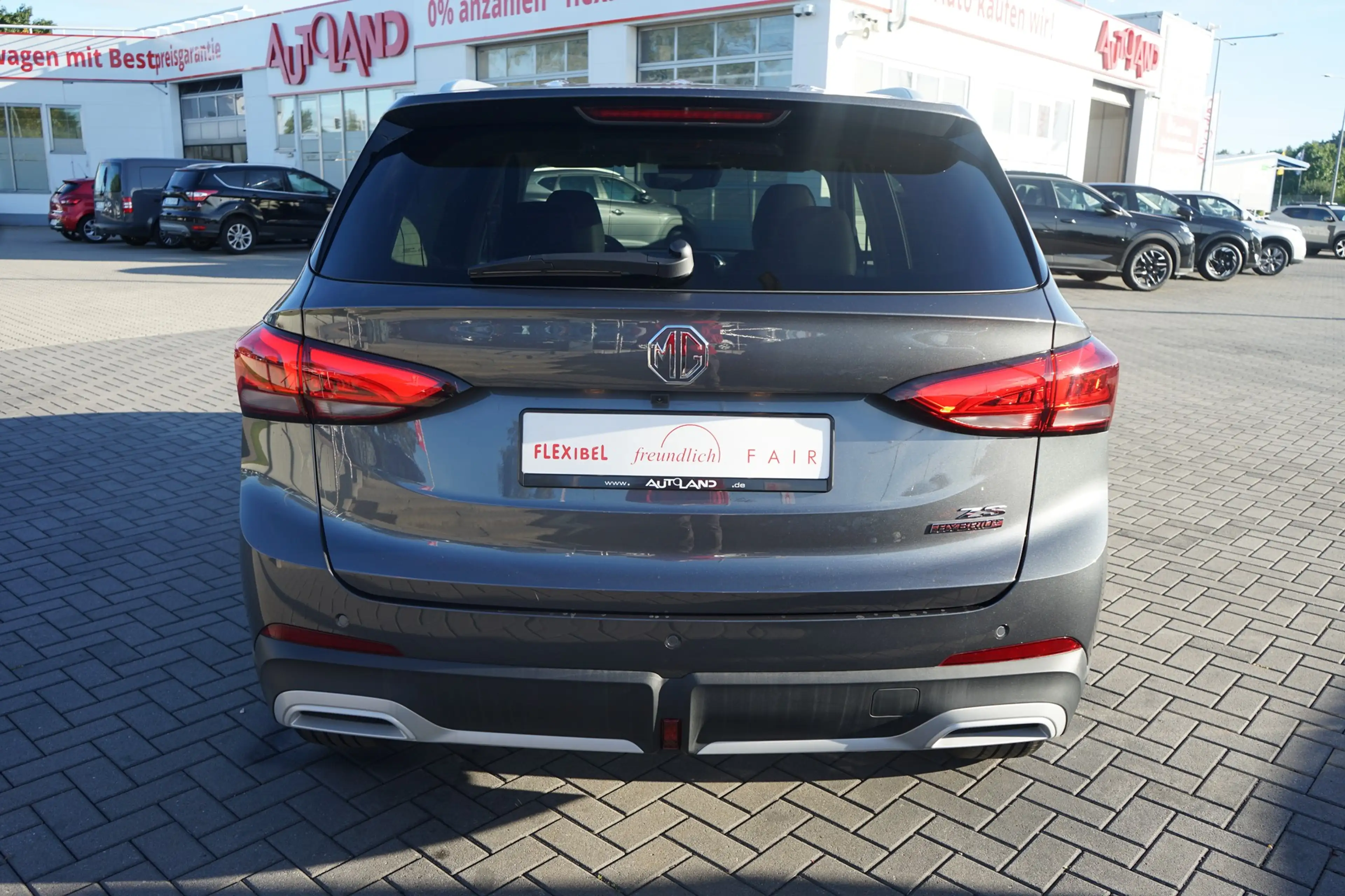 MG ZS 1.5 Hybrid Luxury Aut. LED ACC Navi 360° — photo 7