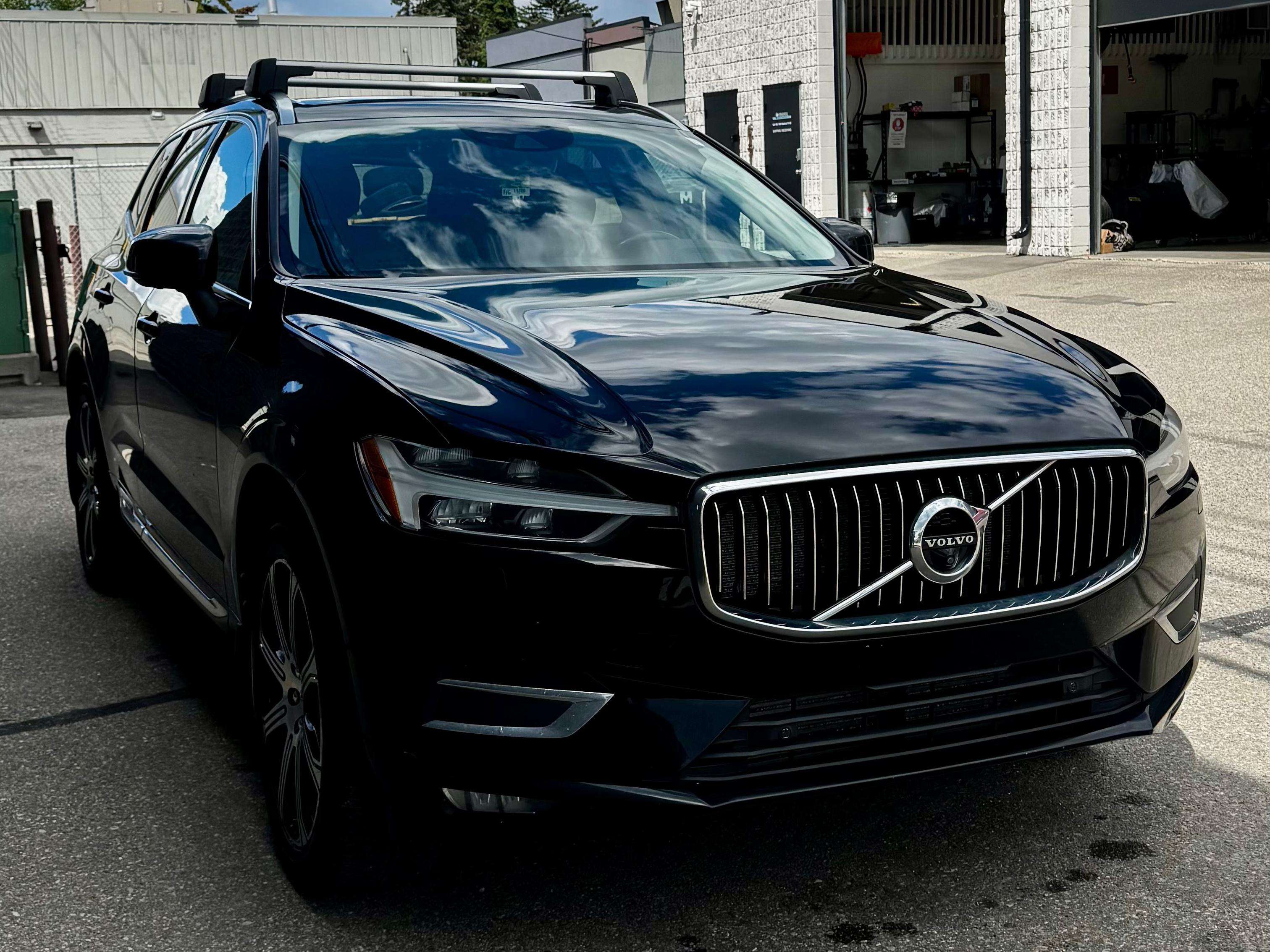 2018 Volvo XC60 Inscription alt 3