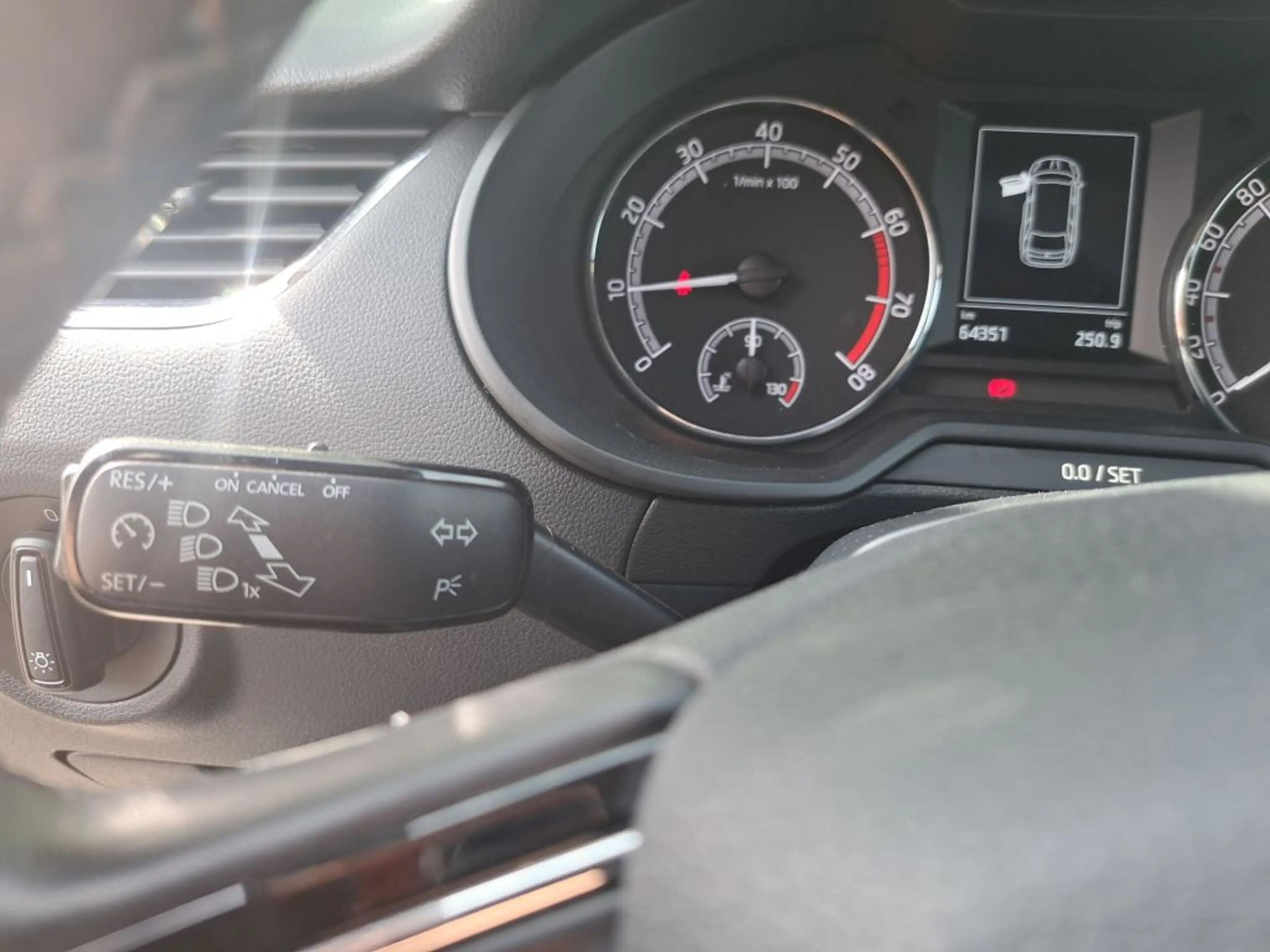 Skoda Octavia Combi 1.5 TSI ACT Soleil — photo 26