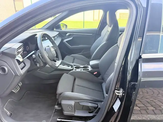 Audi A3 view 9