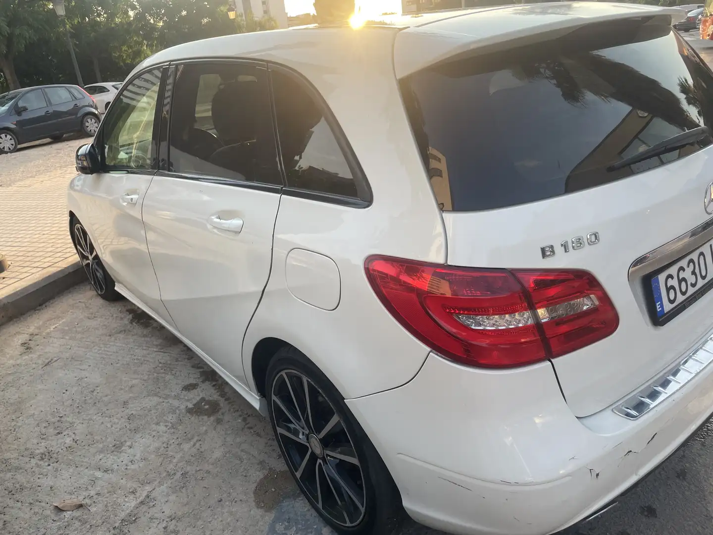 Mercedes-Benz B 180 180CDI BE - 1