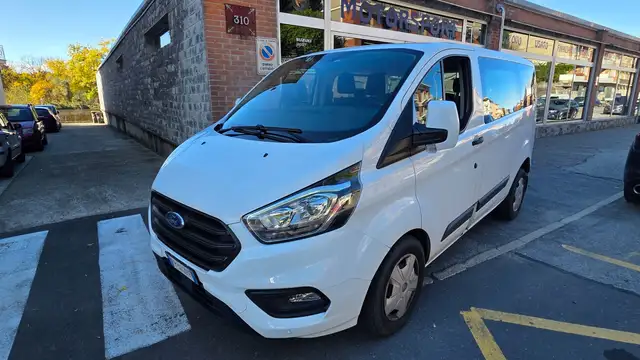 Ford Transit Custom Transit Custom 310 2.0 TDCi 130 PC Combi Entry