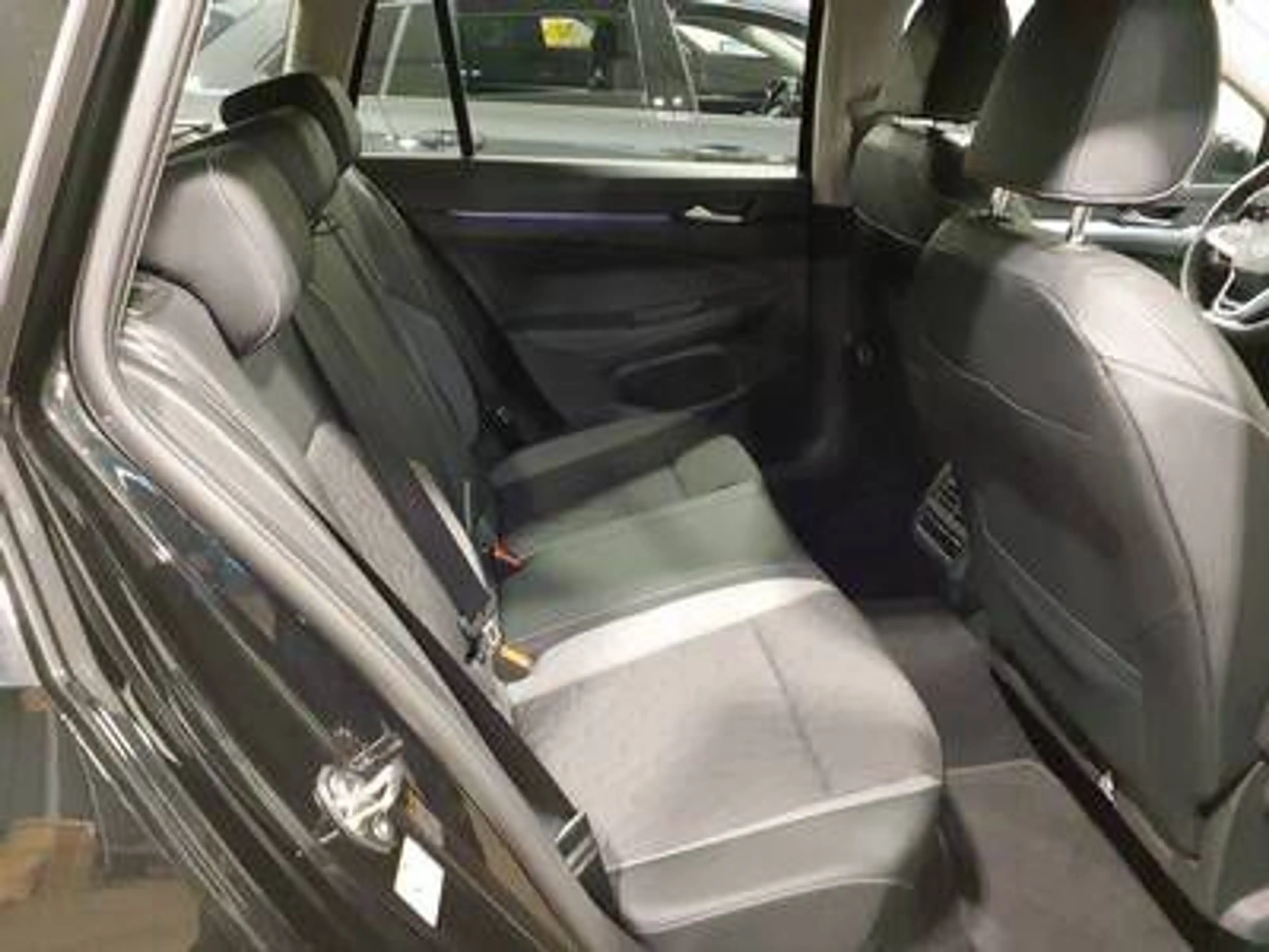 Volkswagen Golf Variant Life 1,5 l TSI OPF 110 kW (150 PS) 6-Gang 1.5 T... — photo 5