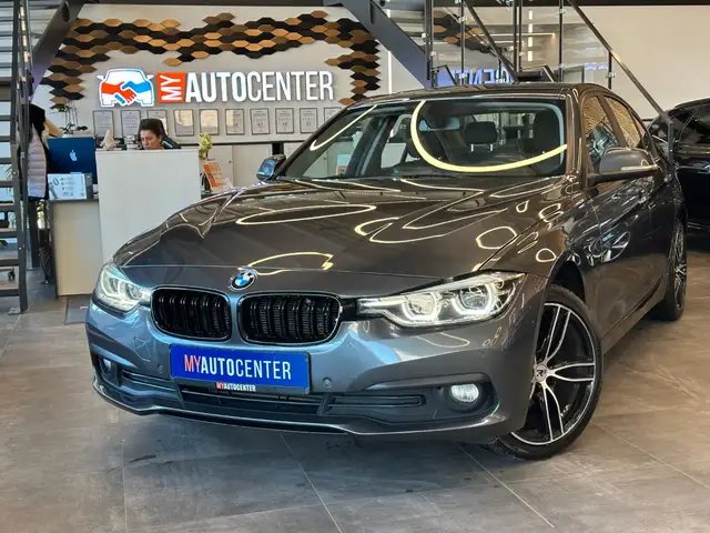 BMW 320 d Limousine *2. Hand*AHK*Klima*LED*Navi*DAB*