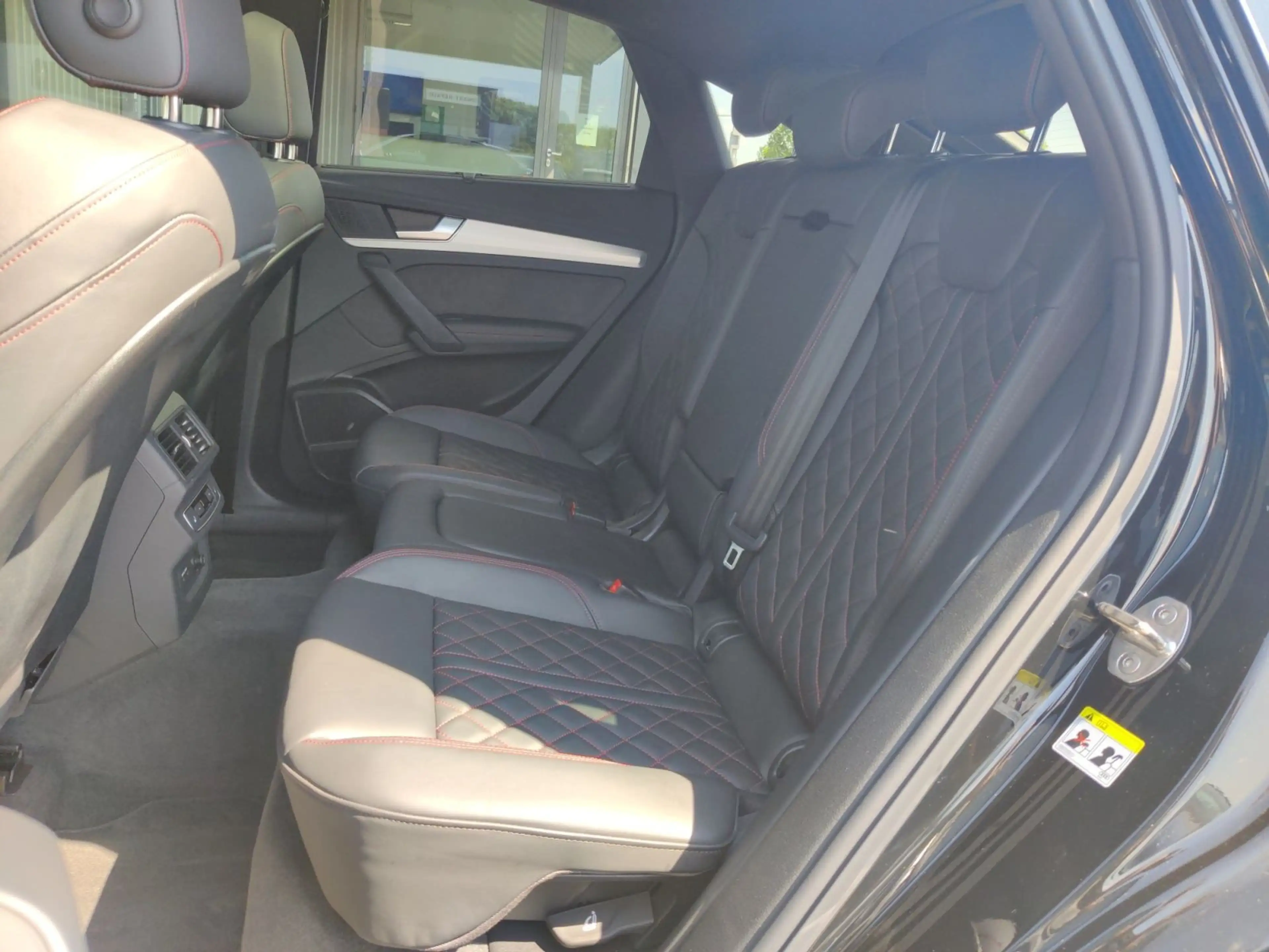 Audi SQ5 55 TDI q. S-Tronic. AHK, Luftfahrw — photo 13
