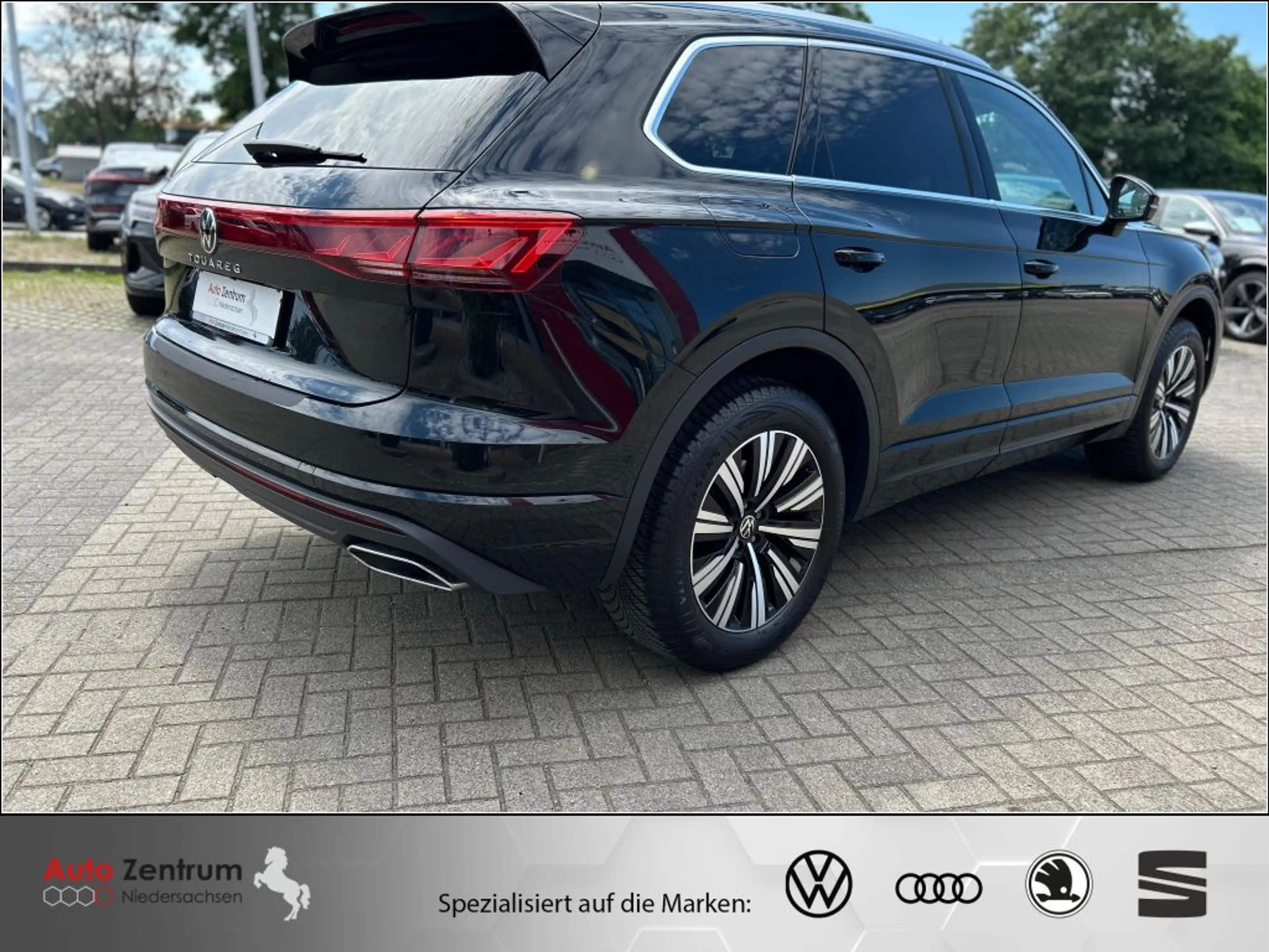 Volkswagen Touareg 3.0 V6 TDI Elegance AHK StandHeiz Kamera Luftfahrw — photo 6