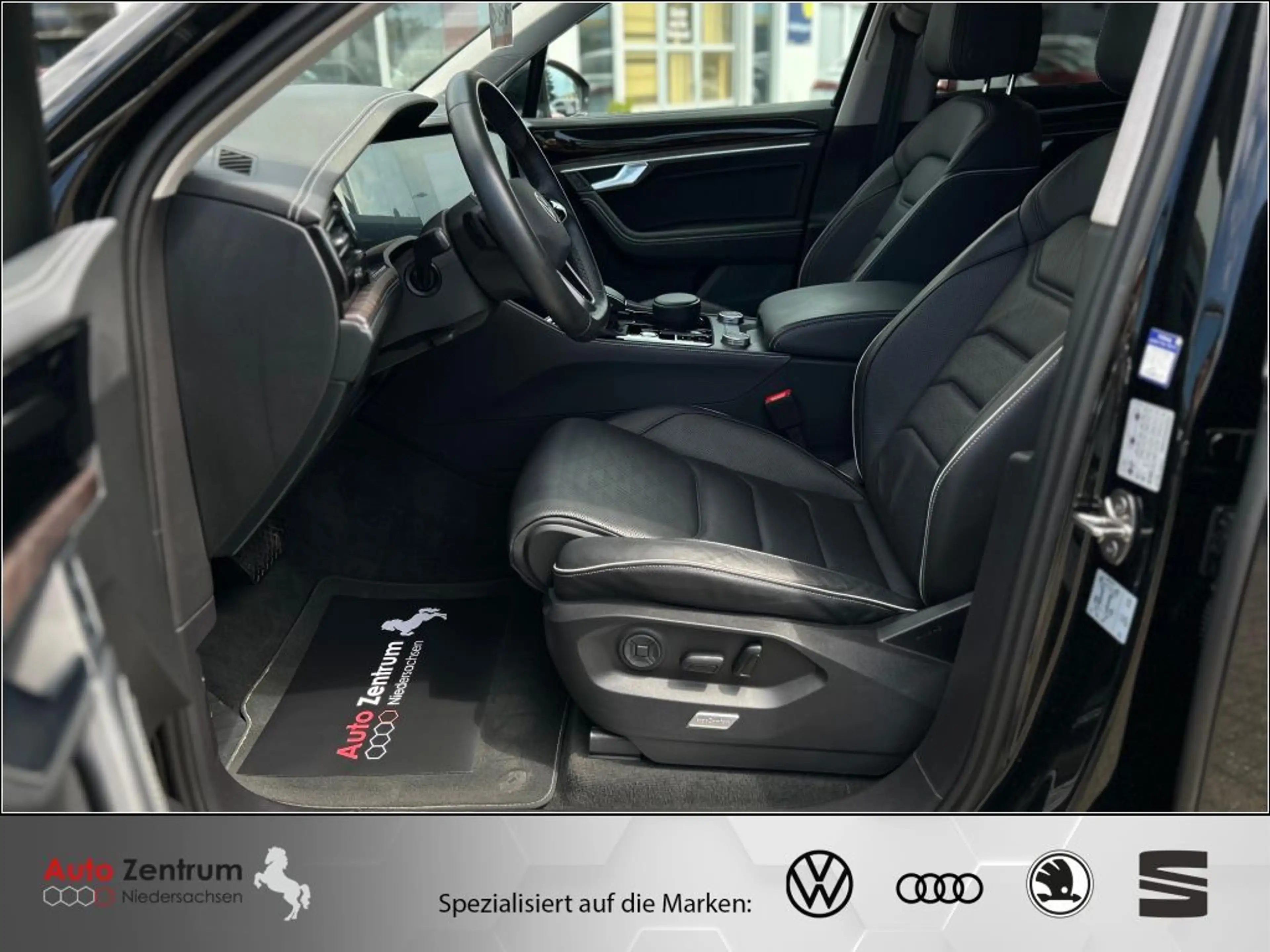 Volkswagen Touareg 3.0 V6 TDI Elegance AHK StandHeiz Kamera Luftfahrw — photo 14