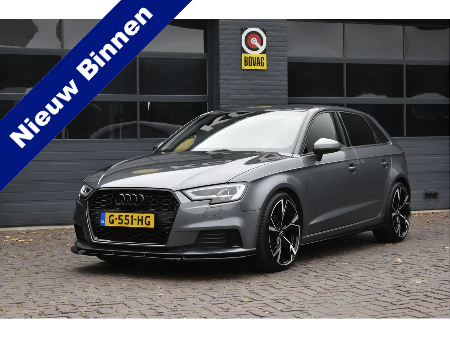Audi A3 Sportback 35 TFSI CoD Advance Automaat Gris - 1