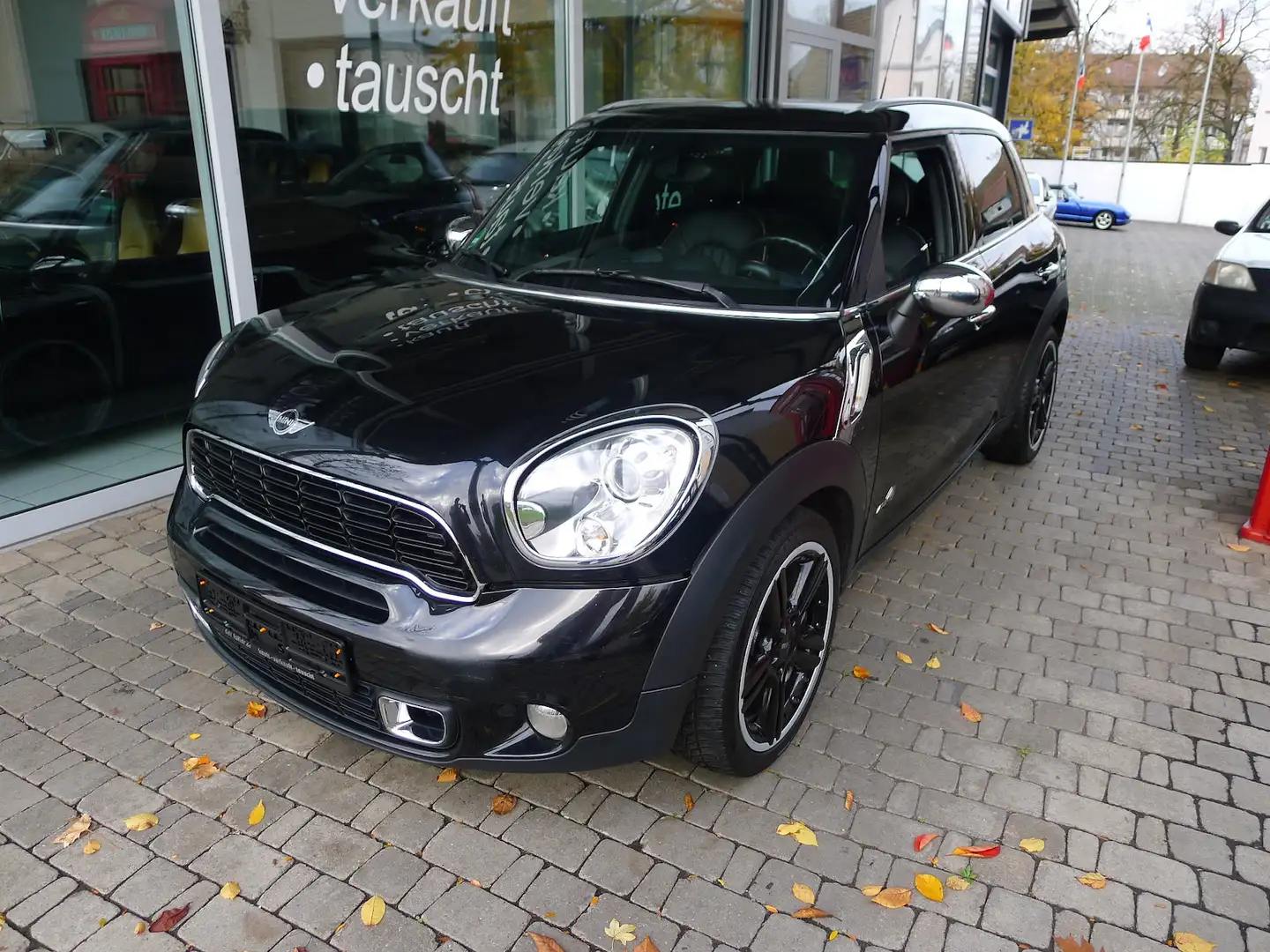 MINI Cooper SD Countryman MOTOR 120.000 km! Schwarz - 2