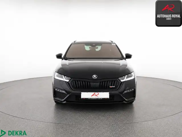 Skoda Octavia view 8