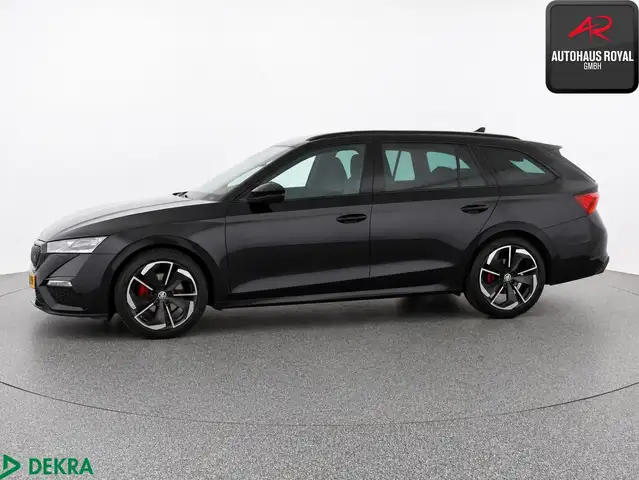 Skoda Octavia view 2