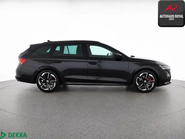 Skoda Octavia view 6