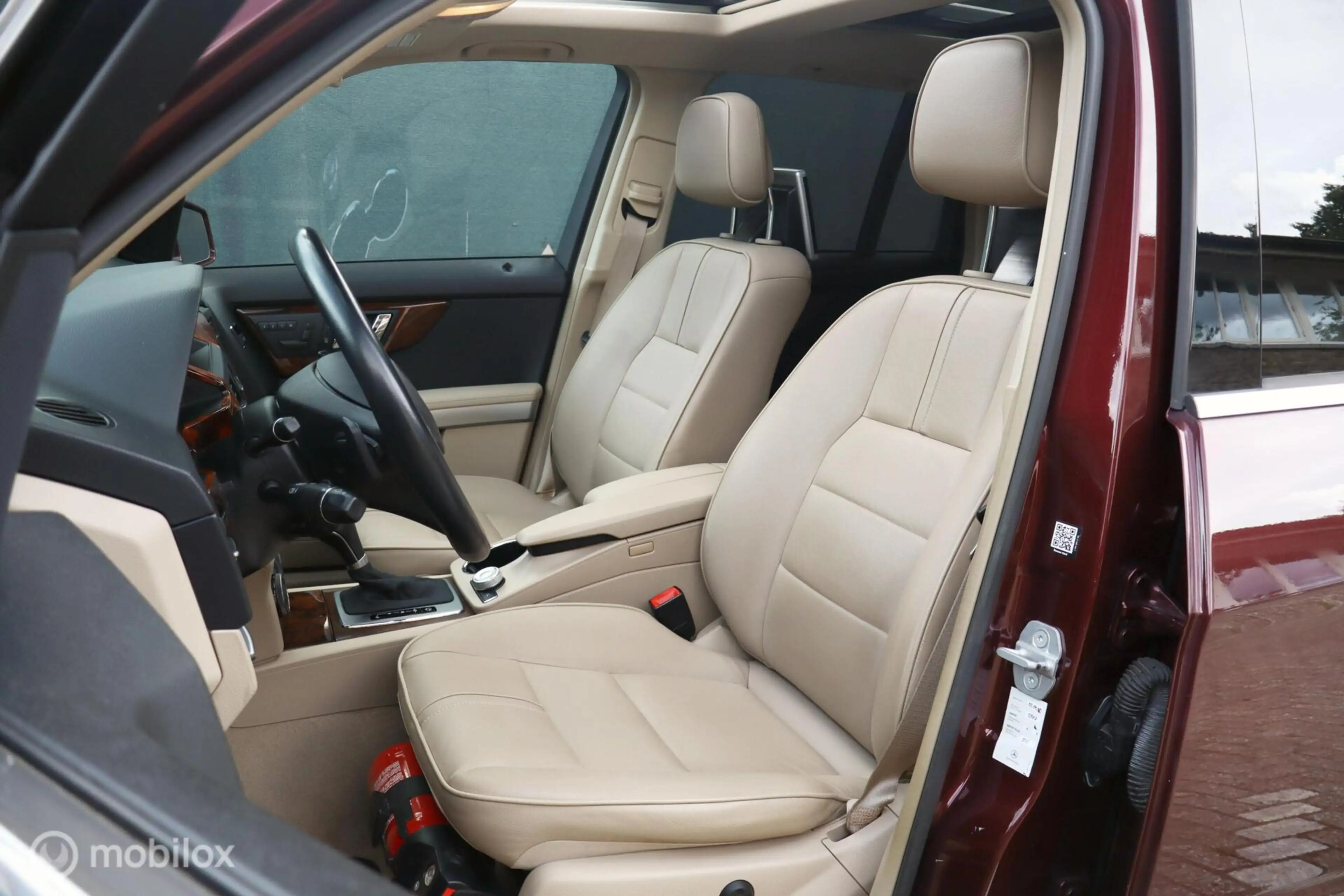 Mercedes-Benz GLK 350 4-Matic — photo 9