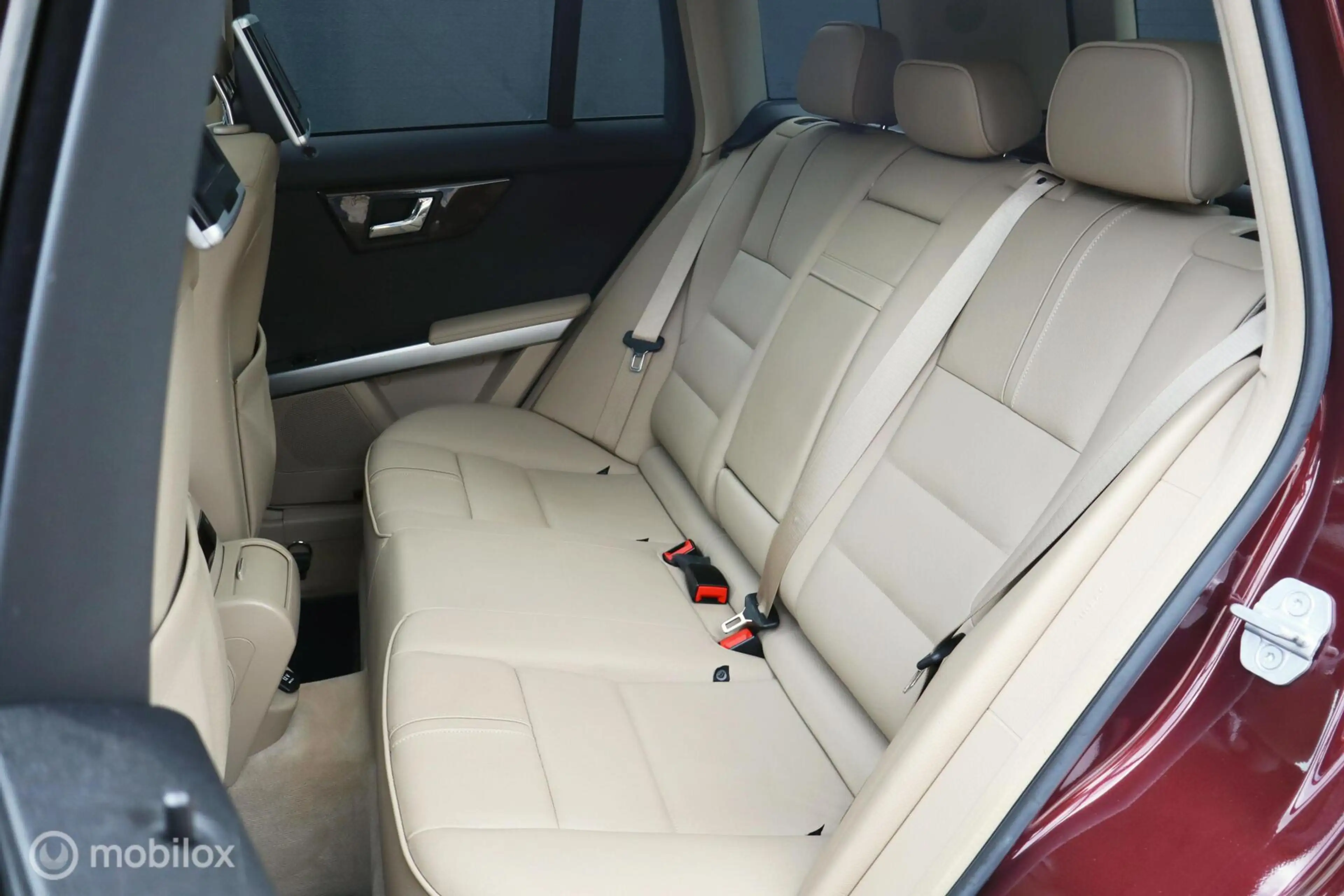 Mercedes-Benz GLK 350 4-Matic — photo 10