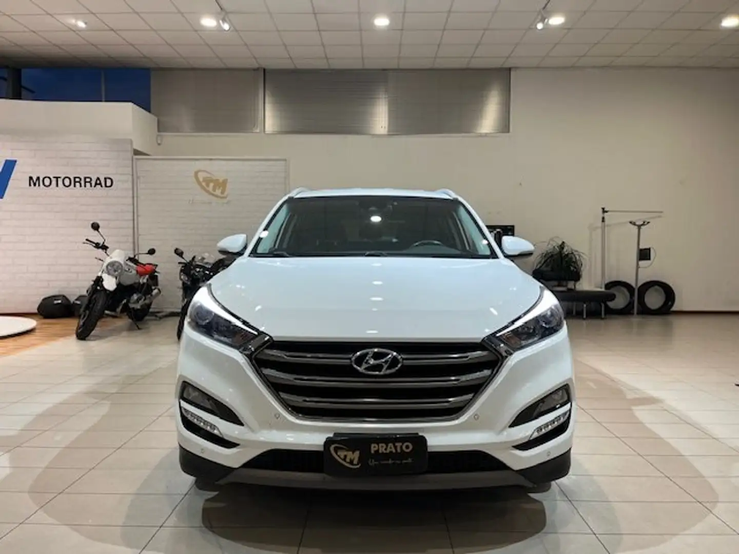 Hyundai TUCSON 2.0 crdi 4wd 136cv auto *80.000 KM* Bianco - 2