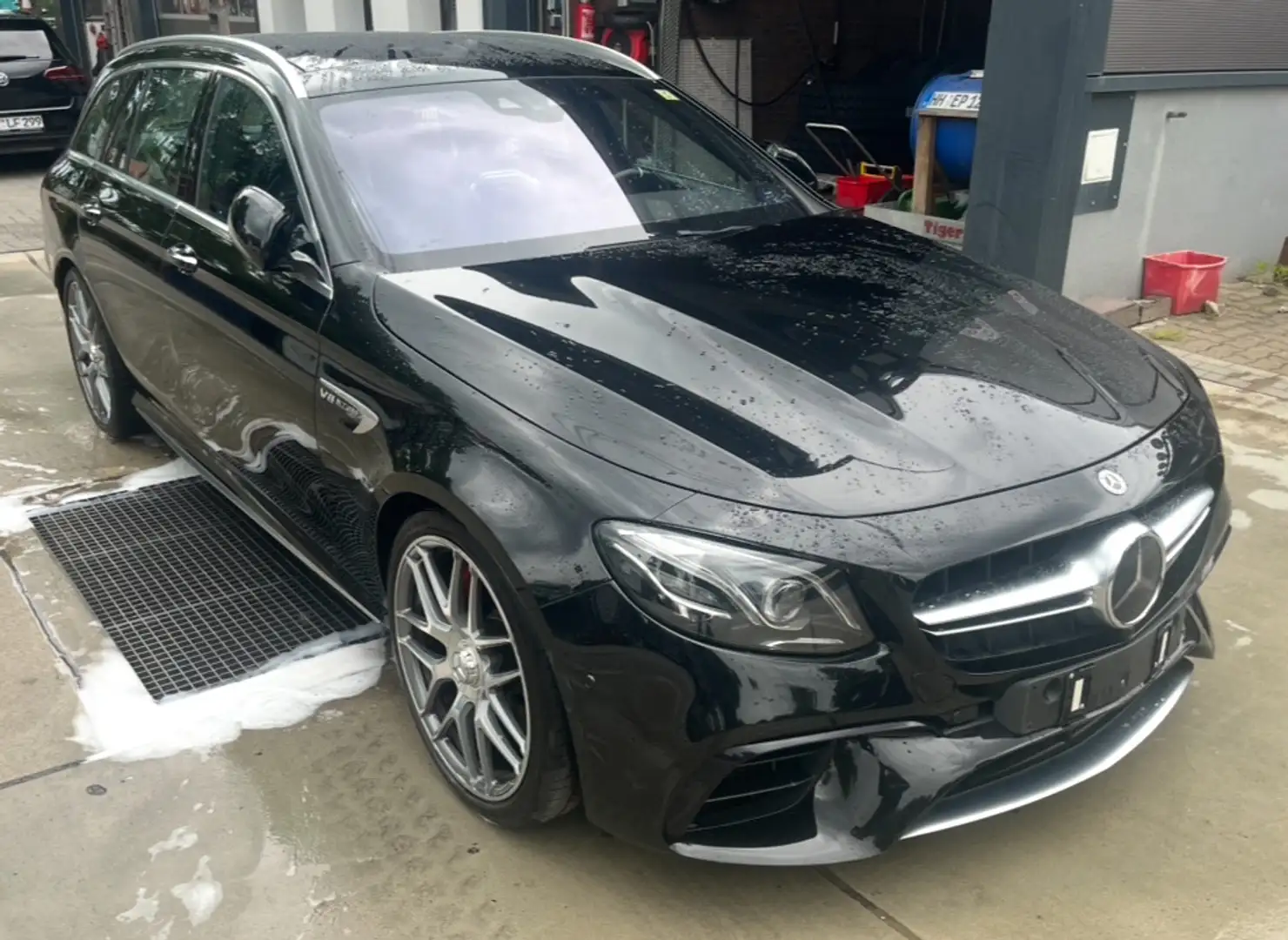 Mercedes-Benz E 63 AMG E 63 S AMG 4Matic (213.289) Schwarz - 2