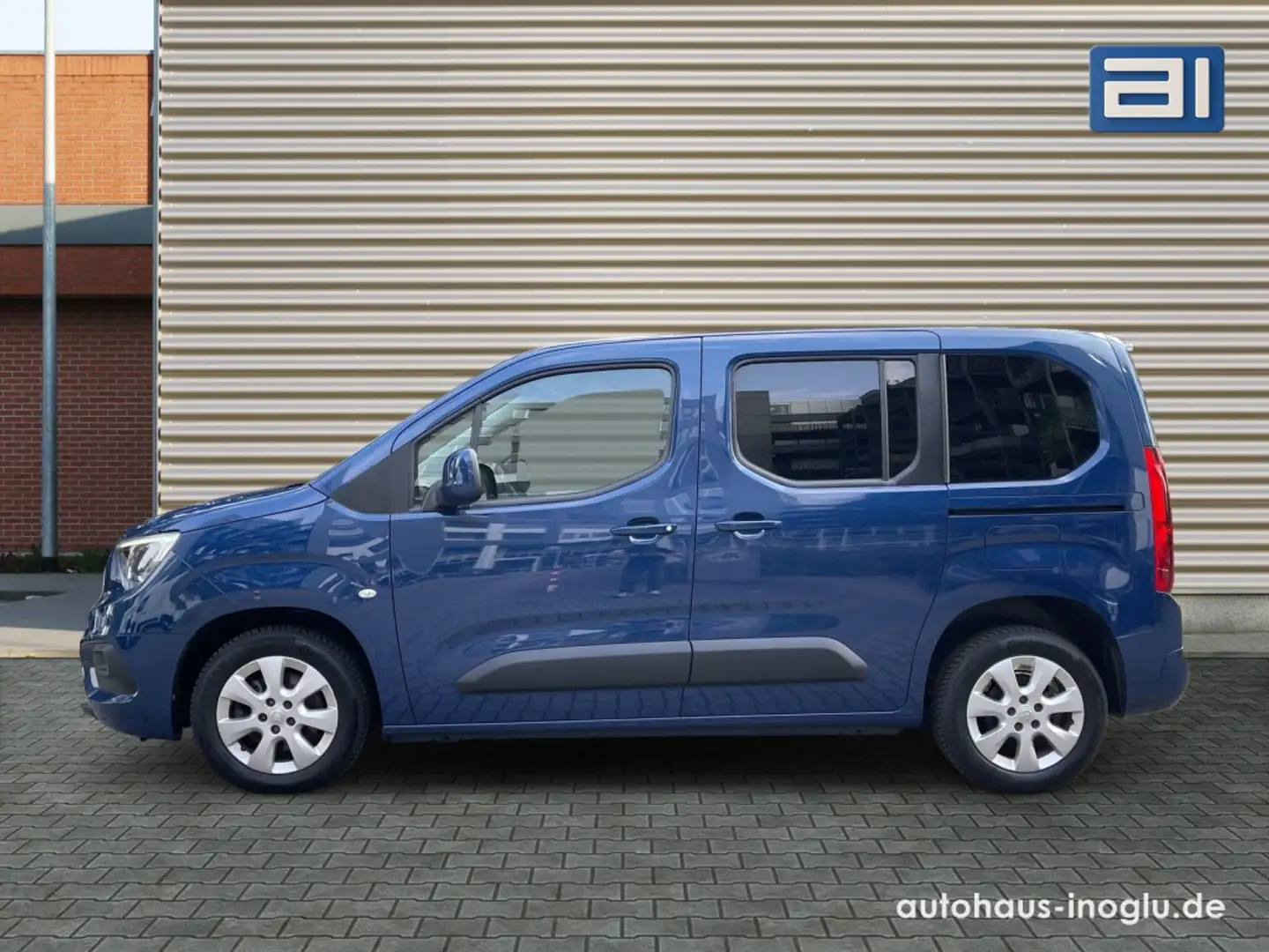 Opel Combo Life 1.5*Elegance*Standheizung*Navi*Kam*Shz Blauw - 2