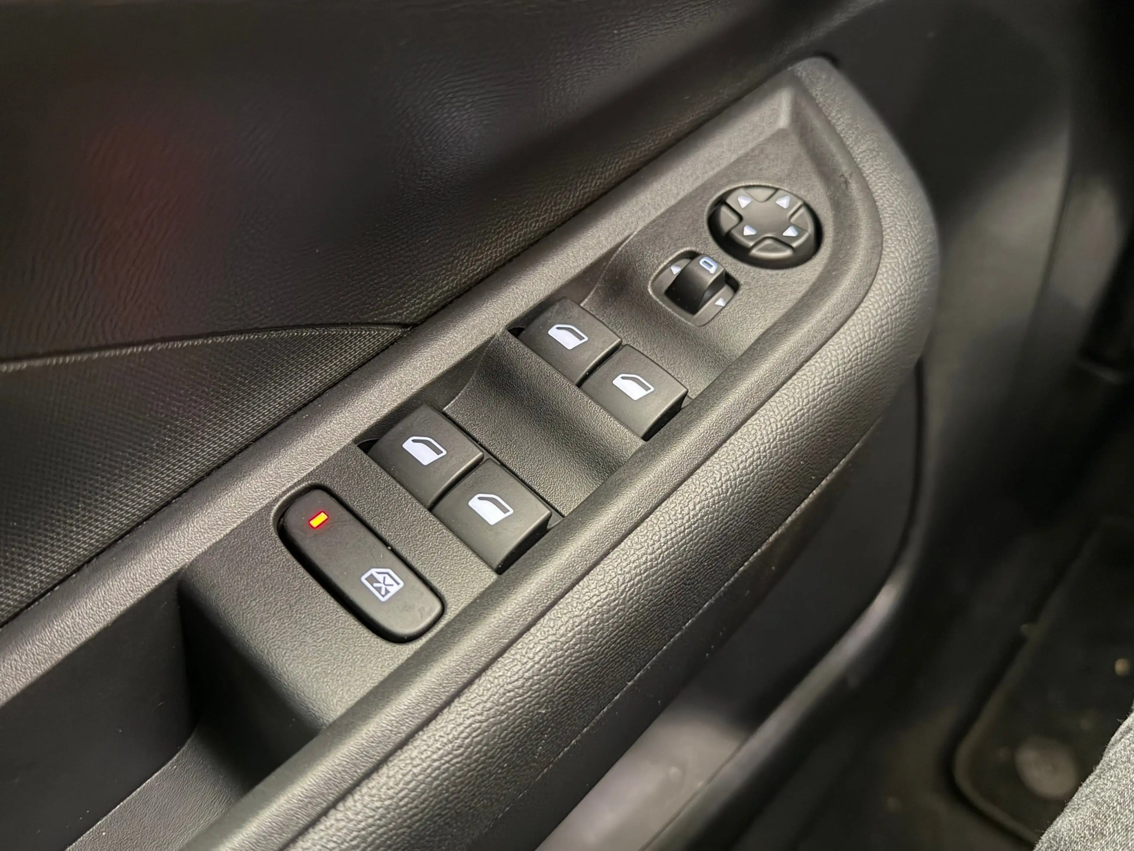 Opel Frontera Electric Edition 44 kWh Stuur & Stoelverwarming | — photo 12