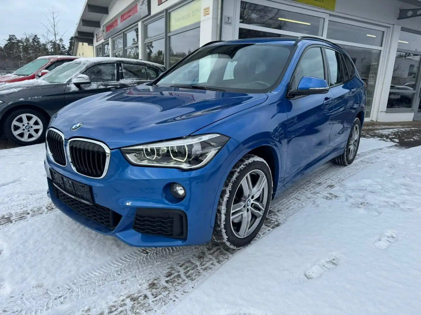 BMW X1 xDrive 20 d M Sport- Blau - 1