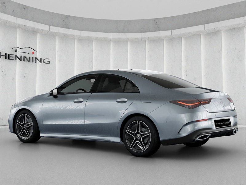 Mercedes-Benz CLA 180 AMG Night-Paket Rückfahrkamera Ambiente — photo 2
