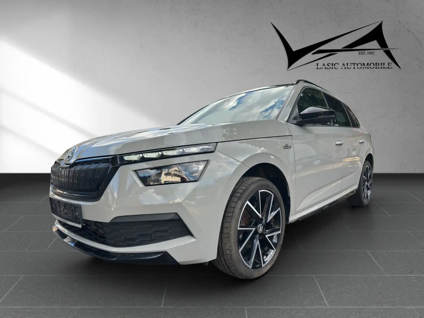 Skoda Kamiq Monte Carlo Navi/Pano/LED/AID - 1