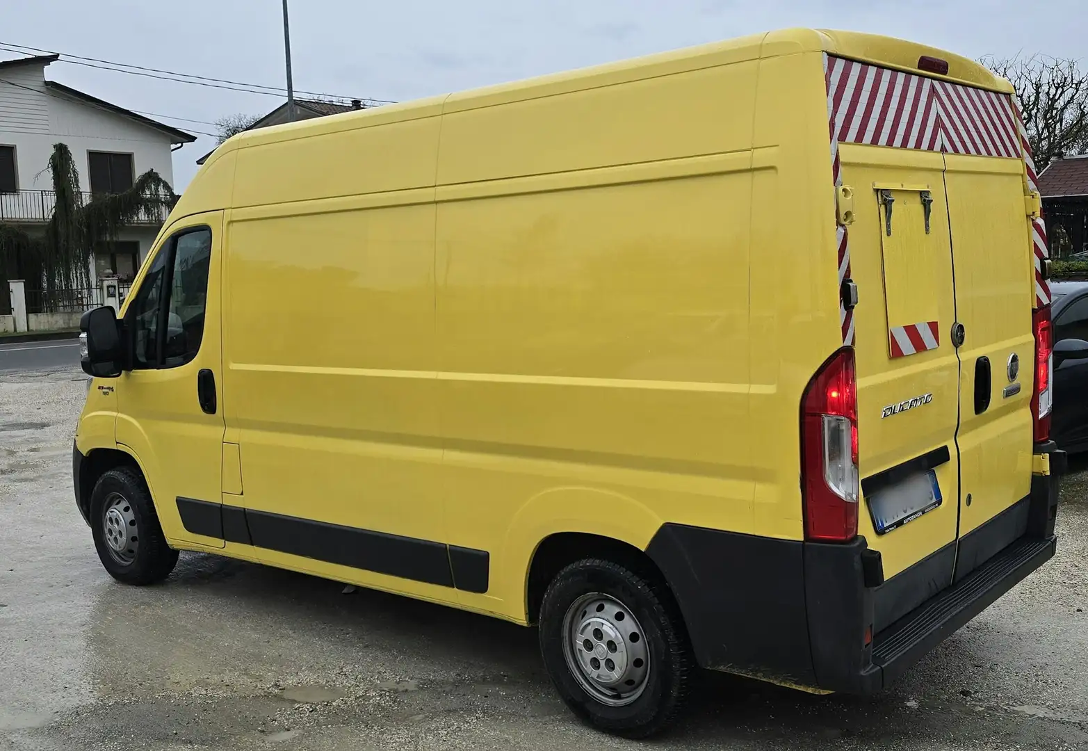 Fiat Ducato Officina Mobile 2.3 MJT 130cv Amarillo - 2