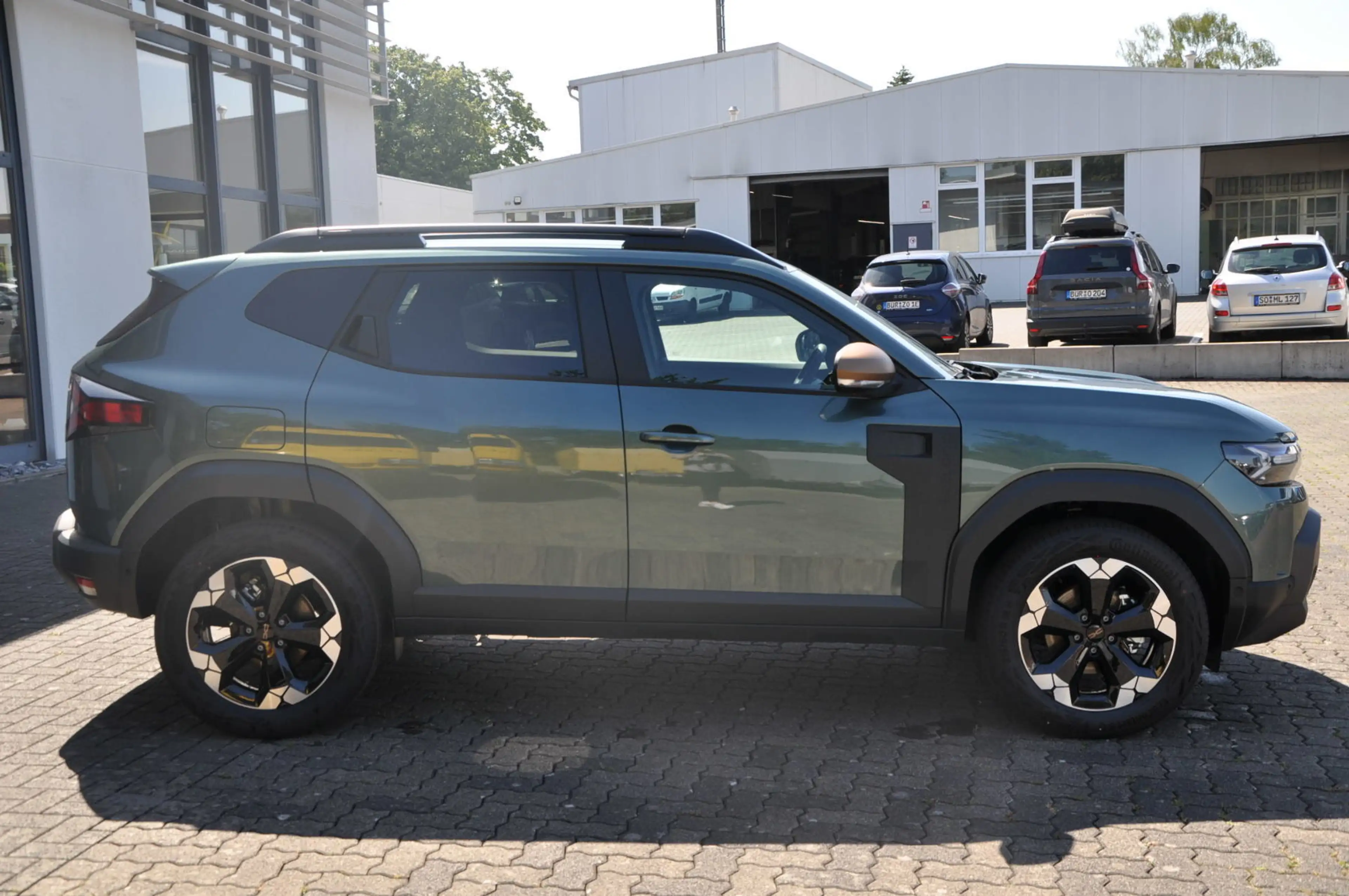 Dacia Duster Extreme hybrid 155 *PDC*360 Kamera*SHZ* — photo 5
