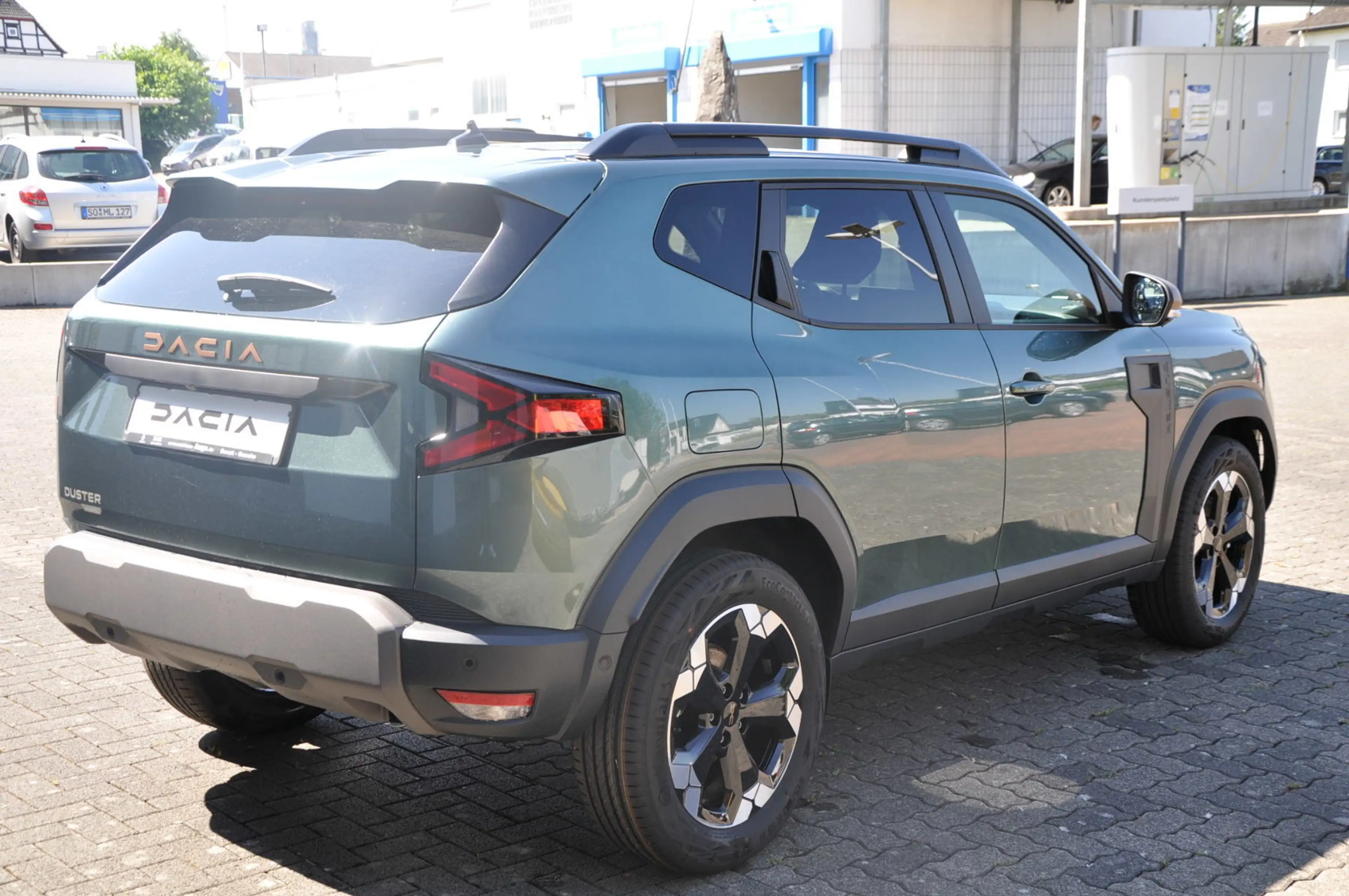 Dacia Duster Extreme hybrid 155 *PDC*360 Kamera*SHZ* — photo 6