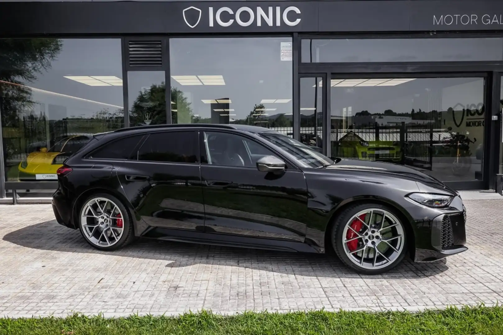 Audi RS5 Avant TFSI e-hybrid Tiptronic 470kW Negro - 1
