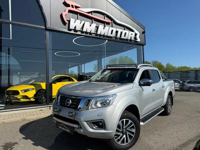 Nissan Navara Navara 2.5 dCi 4x4 // Full Options