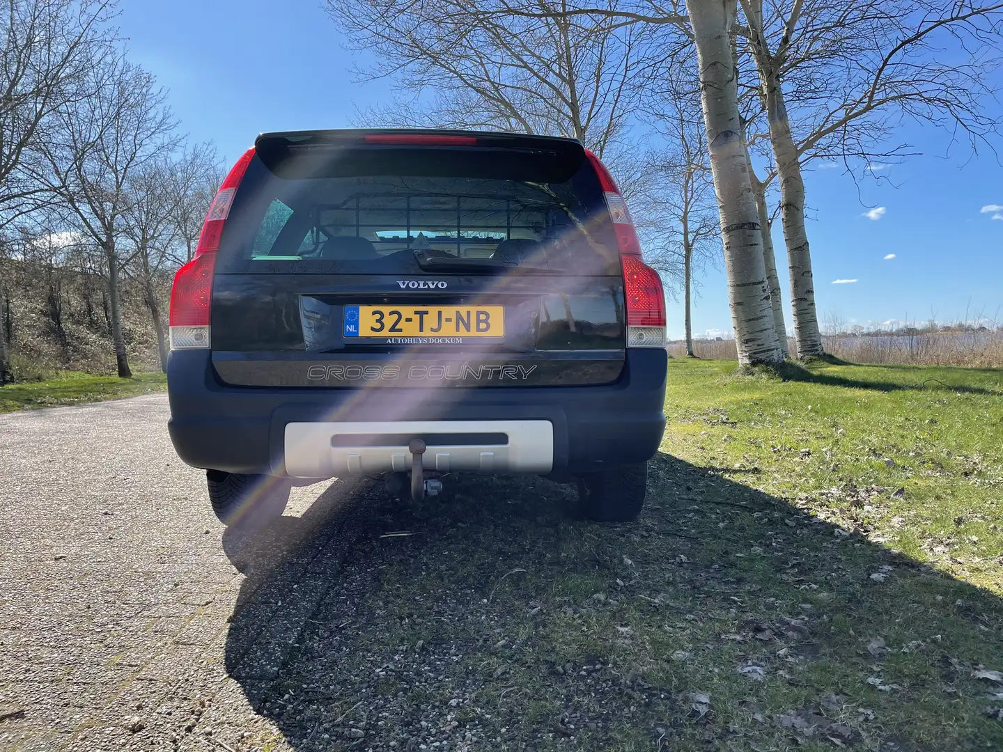 Volvo XC70 2.5 T Momentum Černá - 2