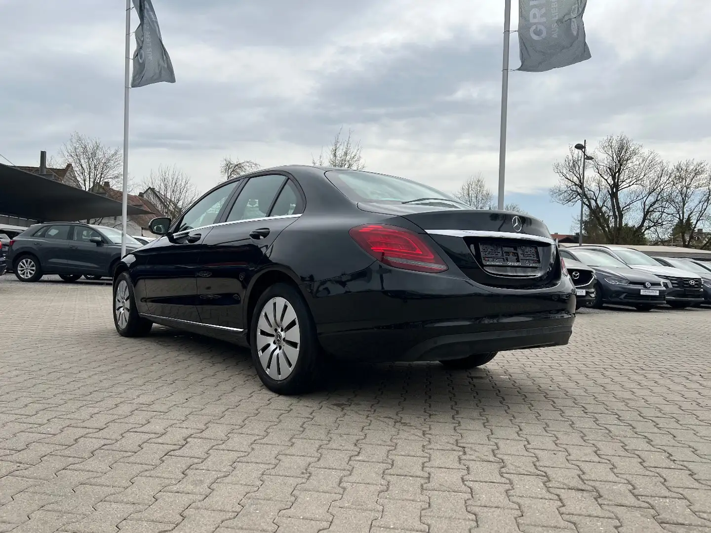 Mercedes-Benz C 220 d 4Matic *LED Navi Sitzh. DAB Park Paket* Schwarz - 2