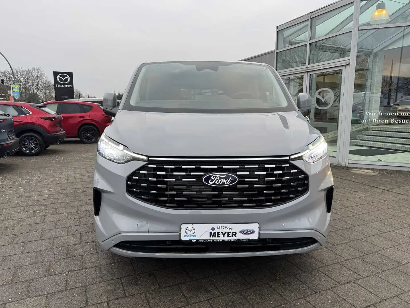 Ford Tourneo Custom 320 EcoBlue L1H1 VA Titanium Grau - 2