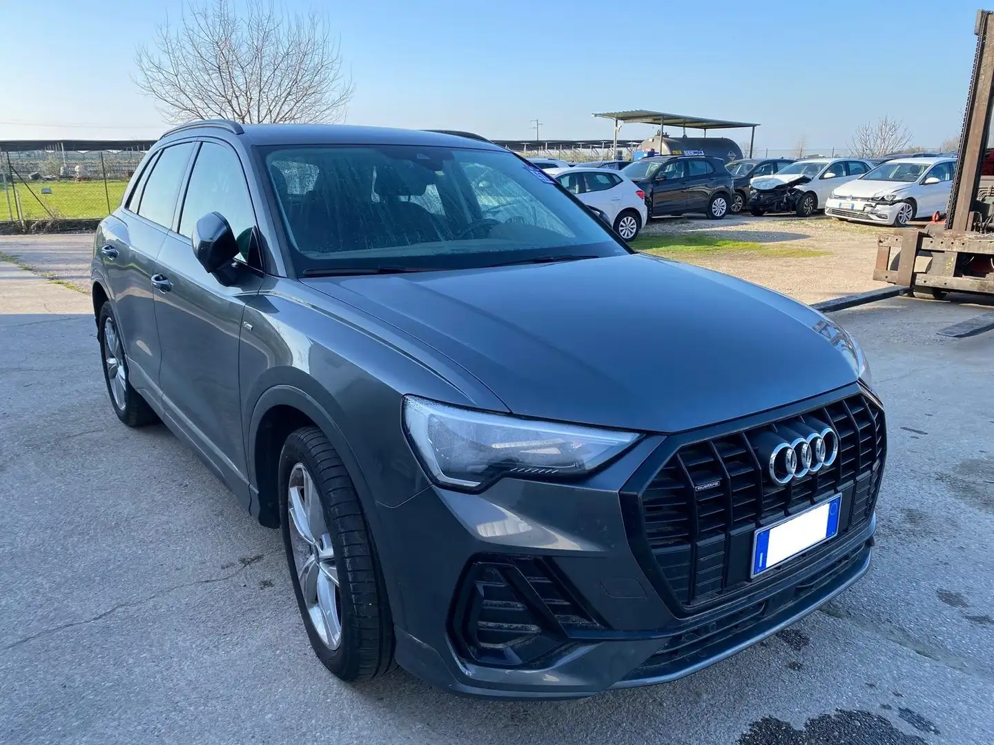 Audi Q3 40 2.0 tdi S line quattro s-tronic ALLUVIONATA Grau - 2